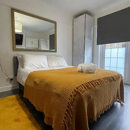 Beautiful Private Rooms In London Central Willesden Green Esterno foto