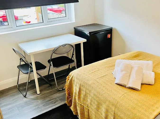Beautiful Private Rooms In London Central Willesden Green